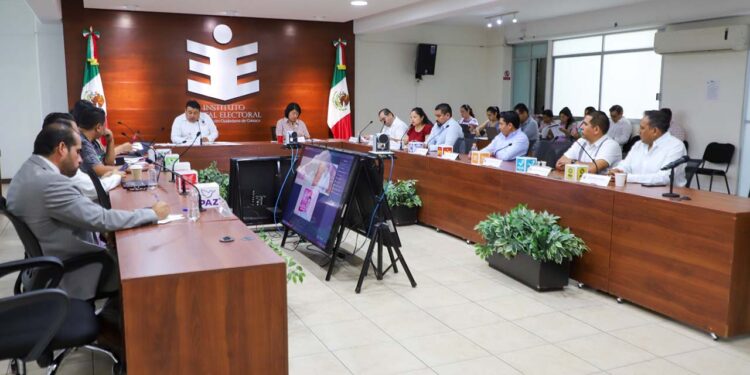 Foto: IEEPCO // Sesión ordinaria del IEEPCO.