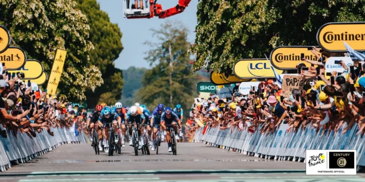 ¡Espectacular! Tim Merlier reina en Bergerac e Isaac del Toro resiste en el podio del Tour de Francia 2026