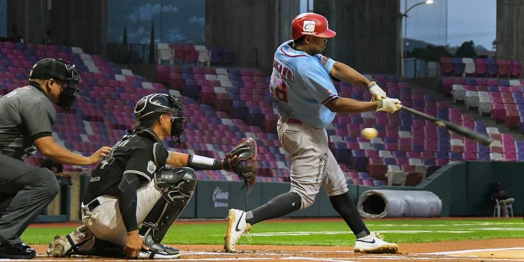 El Águila se queda con la serie completa en Oaxaca; Alexi Amarista llega a 100 hits en la LMB 2026
