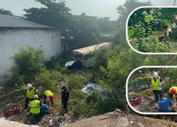 ¡Sin frenos y al borde de la tragedia! Autobús termina fuera de la carretera en Juchitán