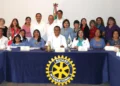 Toman protesta nueva mesa directiva de Rotarios