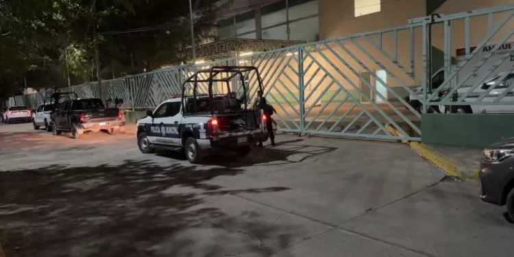 Un hombre muere y una mujer resulta gravemente herida en ataque armado en Juchitán