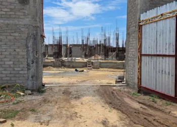 Atacan a balazos obra de la nueva universidad del CESEEO; un trabajador resulta gravemente herido