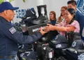 Nancy Benítez reconoce labor de corporaciones policiales; las convoca a servir con honor y dignidad