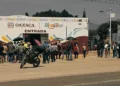 “El maquillaje no hace al cuerpo”: vecinos de Viguera bloquean base del Binnibus por drenaje colapsado y obras cuestionadas