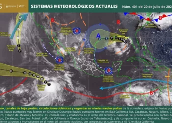 Oaxaca bajo fuego y agua: calor de 40 °C convive con tormentas eléctricas y mar agitado