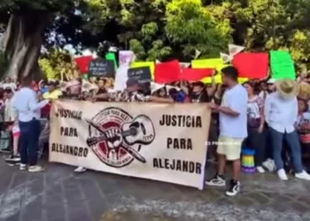Familia de Alejandro Leyva pide a la FGR investigar acoso e intimidación