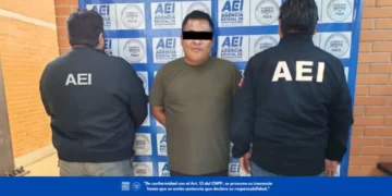 Ataque armado contra taxista en Huajuapan lleva a la captura de un presunto agresor