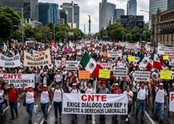 CNTE vuelve a las calles de la CDMX; nueva megamarcha presiona a la SEP por demandas laborales