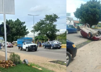 VIDEO | Choque en cadena provoca volcadura y moviliza a rescatistas en San Bartolo Coyotepec
