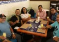 Fotos: Gil Obed González – Omar Maya // Después de grabar unos reportajes de promoción de Huatulco, Lucio Gopar invitó a la producción a desayunar.