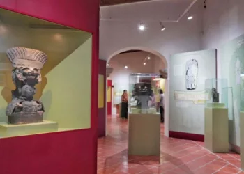 El Museo Ervin Frissell resguarda una importante colección de piezas arqueológicas y ocupa una antigua casa colonial del siglo XVII.