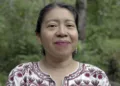 La cineasta recuerda que el acceso a la universidad implica múltiples desafíos para jóvenes provenientes de comunidades indígenas.