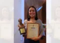 Fotos: Omar Maya/Gil Obed González // La maestra Isabel López García recibió el galardón Ricardo Flores Magón, por su trabajo por el desarrollo cultural de Oaxaca.