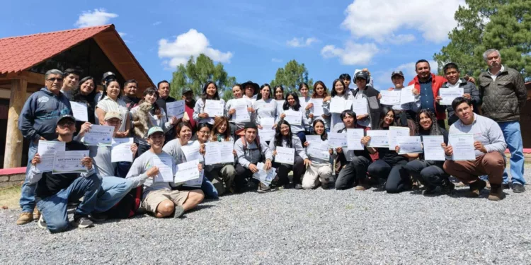 Se busca fortalecer las capacidades, el liderazgo y la participación activa de las juventudes