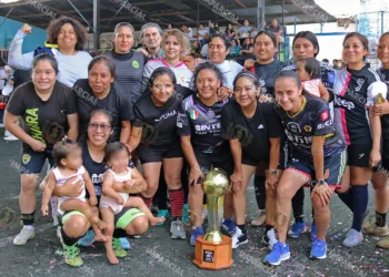 Fotos: Leobardo García Reyes // Unión es el campeón de la rama femenil.