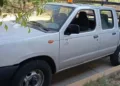 La camioneta robada es una Nissan NP300, color plata, con placas XS-83-320 de Veracruz.