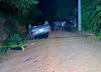 La zona del percance en Santo Domingo de Morelos fue resguardada por la Policía Municipal tras el hallazgo del cuerpo.