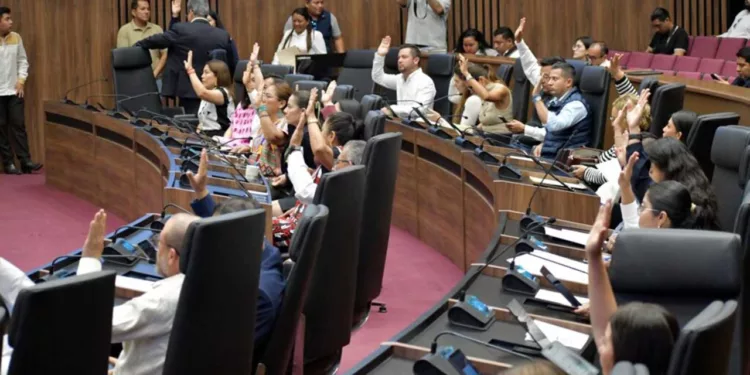 Foto: Congreso de Oaxaca // Más restricciones políticas y administrativas contra deudores alimentarios, determina el Congreso de Oaxaca.