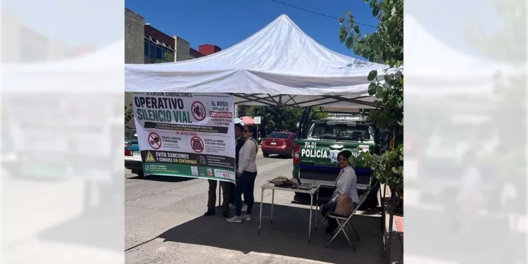 Autoridades de Huajuapan desplegaron filtros informativos y preventivos en accesos principales.