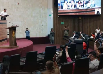 Foto: Congreso de Oaxaca // Elevan localidades a agencias municipales y de policía.