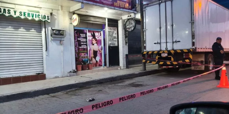 Autoridades investigan el asesinato del propietario de El Kumbala, ocurrido durante la madrugada de este sábado en Tlaxiaco.