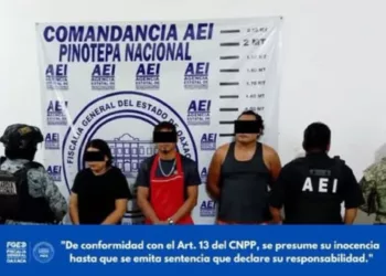 Cateo en Pinotepa termina con tres detenidos y decomiso de presunto cristal
