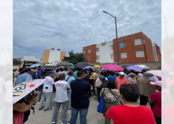 Foto: Redes sociales // Construcción de viviendas del Infonavit sin planear infraestructura de servicios ha generado la protesta de vecinos.