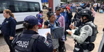 Regresan 17 familias a Tula, Guerrero, tras huir de la violencia; la paz aún está a prueba