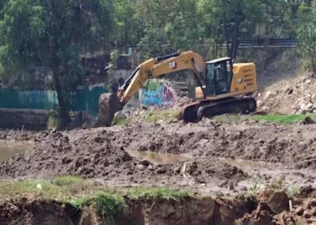 Fotos: Conagua // Desazolve de la presa Rompepicos por parte de Conagua.