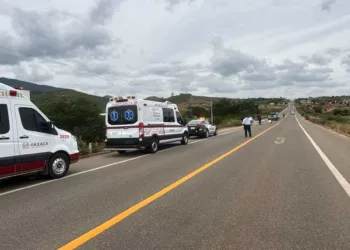 El cuerpo del joven quedó sobre la Carretera Federal 175, en el libramiento de Ejutla de Crespo.