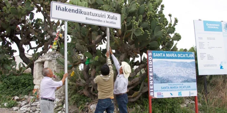 En Oaxaca, 27 de cada 100 habitantes hablan alguna lengua indígena.