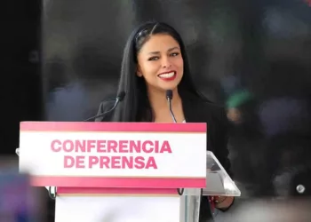 Fernanda Chávez Cruz intentó ofrecer explicaciones, generó más dudas y cuestionamientos.
