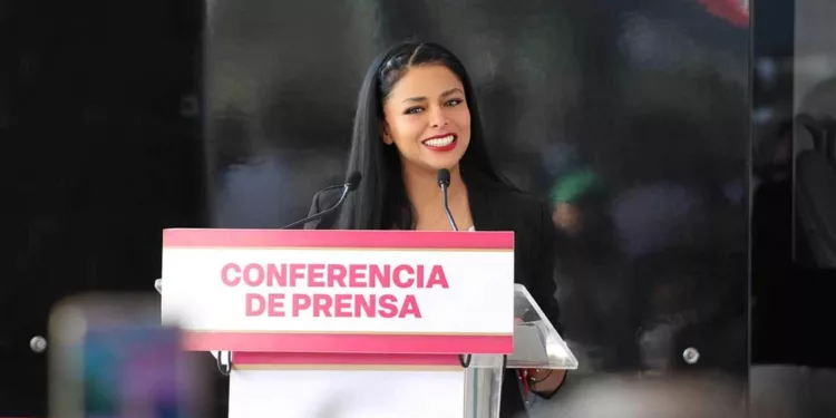 Fernanda Chávez Cruz intentó ofrecer explicaciones, generó más dudas y cuestionamientos.