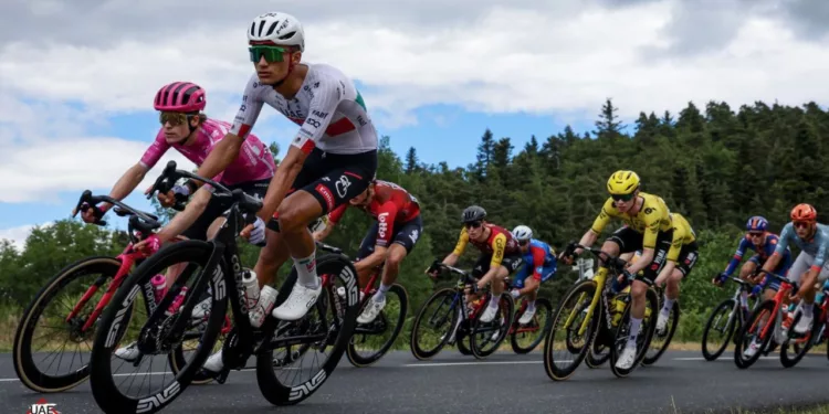 ¡Hay Torito para rato! Isaac del Toro renueva con el UAE Team Emirates hasta 2031