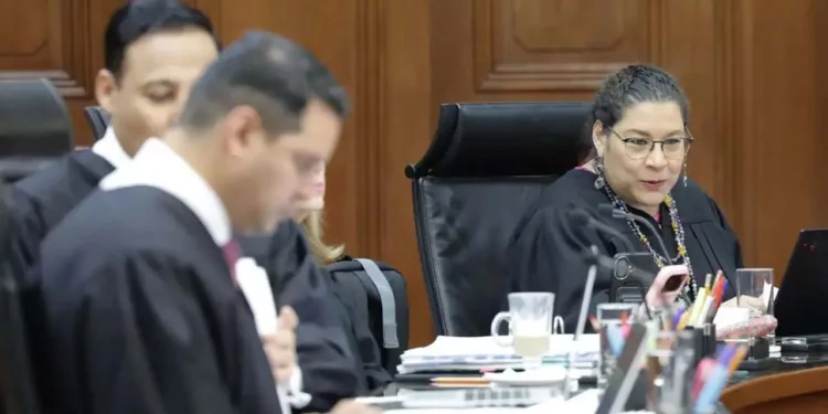La aprobación del presupuesto profundizó la brecha ideológica entre la ministra Lenia Batres y la mayoría de los integrantes del tribunal.