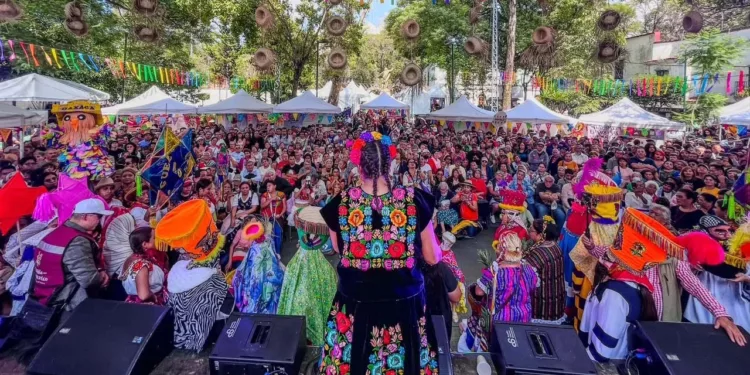 Foto: Alcaldía Azcapotzalco // La Guelaguetza en la alcaldía Azcapotzalco reunió a más de 10 mil asistentes.