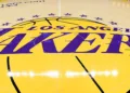 ¡Venta récord en la NBA! Venden a Los Angeles Lakers por 12 mil millones de dólares