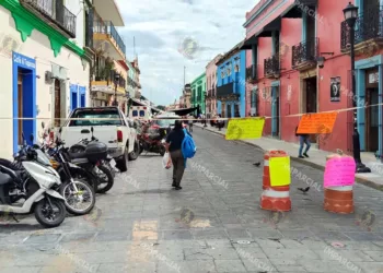 Foto: Jesús Santiago // Los manifestantes iniciaron la protesta con un bloqueo en la calle de Armenta y López.