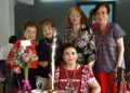 Fotos: Rubén Morales // Martha Pacheco, Leonor Hurtado, Bertha Ballona, Bety Guillén e Irene Rodríguez de Díaz compartieron un agradable desayuno.