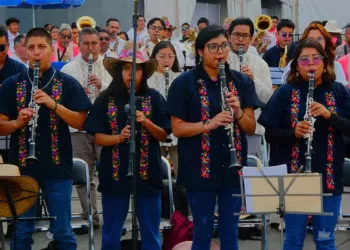 Más de 300 músicos integrarán la séptima presentación de la Banda Monumental Oaxaqueña en el Zócalo de la Ciudad de México.
