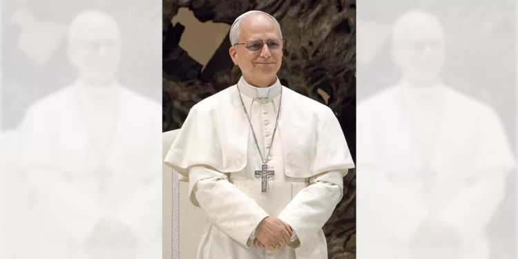 Papa León XIV aborda los desafíos éticos, económicos y sociales de la IA.