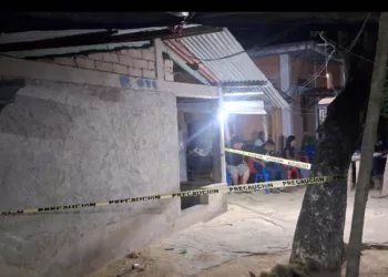 Peritos y agentes de la AEI se desplegaron en Santiago Tetepec para iniciar con las indagatorias.