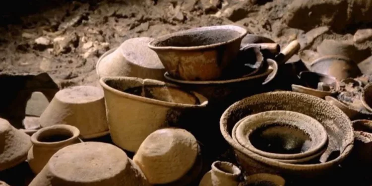 Hallazgo histórico en Chiapas: INAH descubre 179 piezas prehispánicas zoques en la cueva ‘Mundo Zoque’