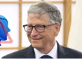 Inteligencia Artificial, un riesgo laboral y social, advierte Bill Gates