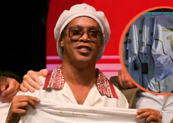 Ronaldinho regresa al futbol a los 46 años