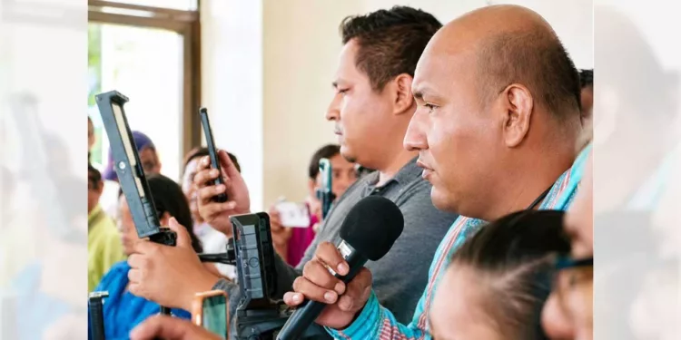 Foto: Salina Cruz Sin Censura // Asignan protección periodista de Salina Cruz amenazado.