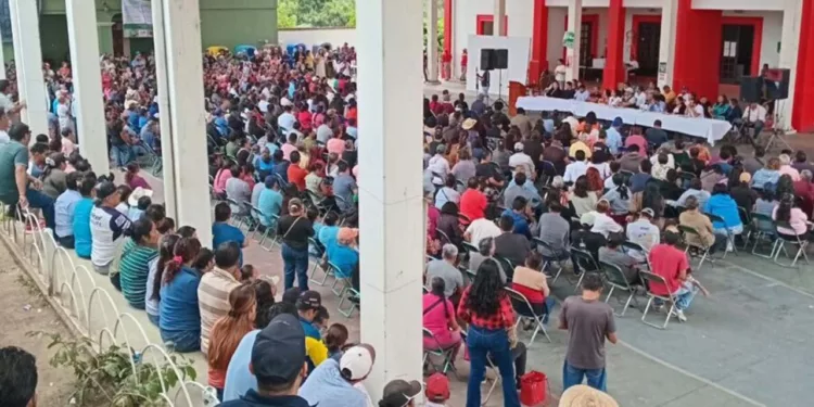 Unánime rechazo del San Lorenzo Cacaotepec al Corredor Zapoteca.
