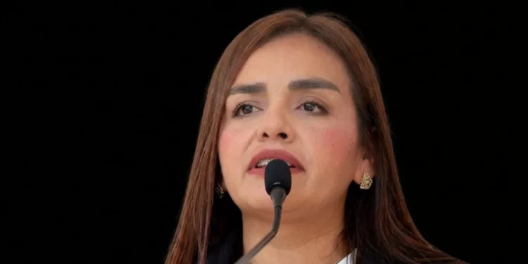 ¿“Viuda negra” en Uruapan? Fiscalía indaga relación de Grecia Quiroz con acusado de filtrar información de Manzo
