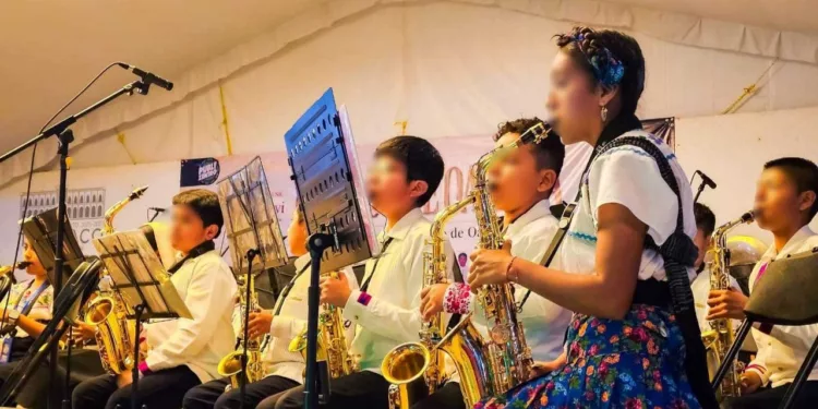 Obtienen valores tradicionales músicos de nativos de Oaxaca